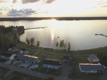 Фотографии Дома для отпуска Lakeside house г. Haukivuori (Финляндия) №1 Фото Дома для отпуска Lakeside house г. Haukivuori 1