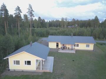 Фотографии Дома для отпуска Lakeside house г. Haukivuori (Финляндия) №2 Фото Дома для отпуска Lakeside house г. Haukivuori 2